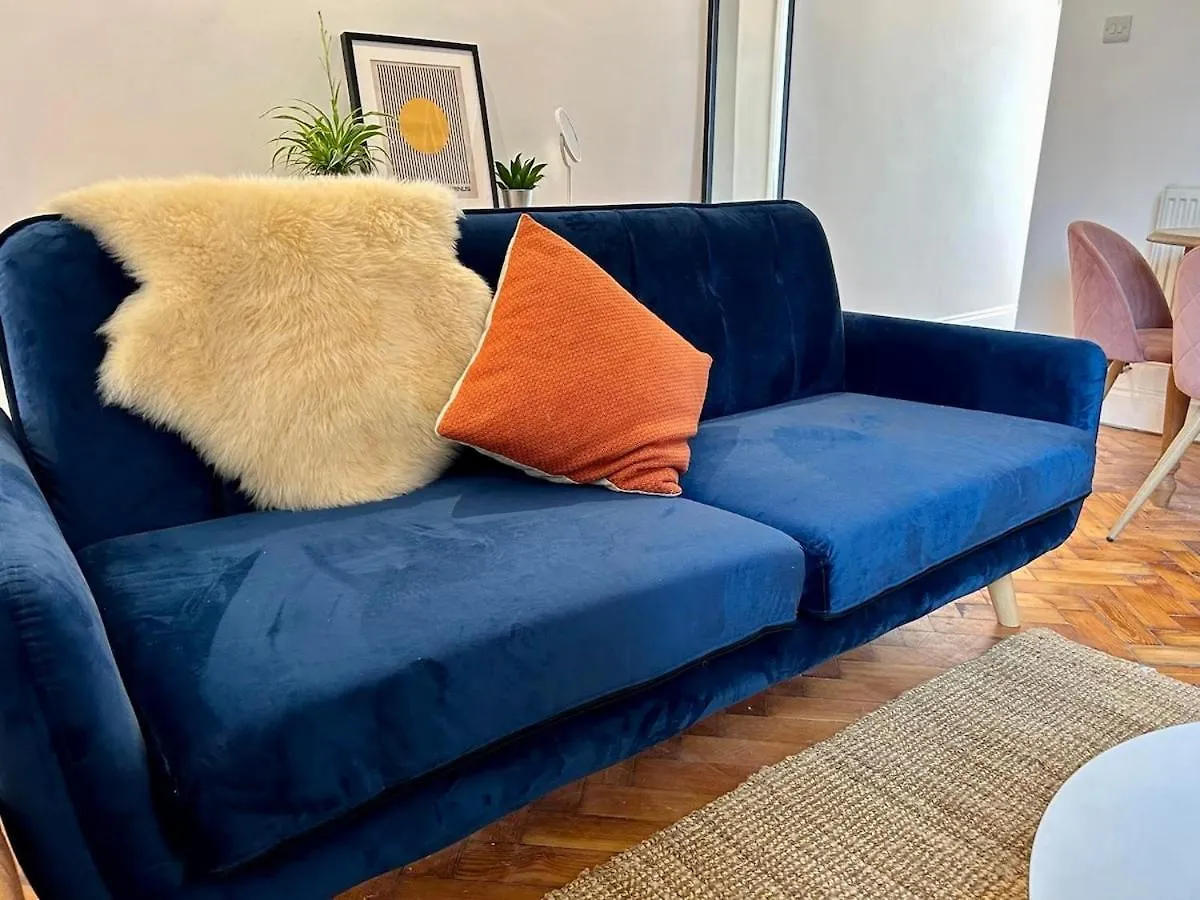 Stylish Central House With Parking Cardiff United Kingdom